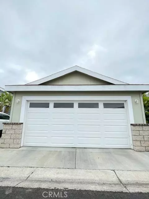 Tustin, CA 92780,164 Seville