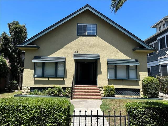 1013 Locust Avenue, Long Beach, CA 90813