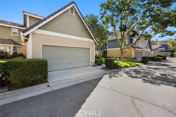 Anaheim Hills, CA 92807,6009 E Summit Court #38