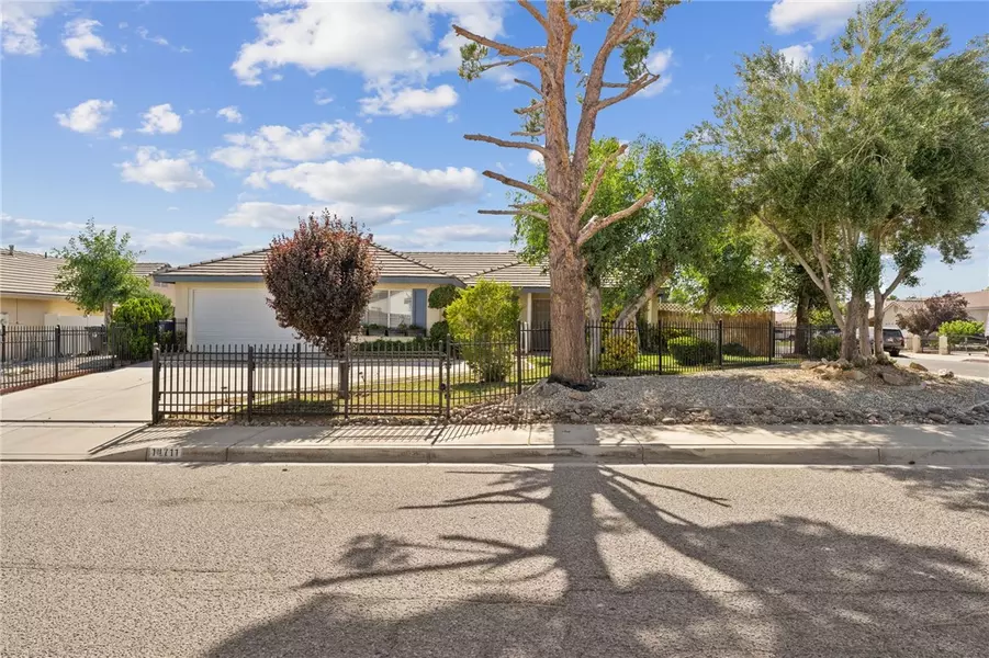 14711 Daisy Road, Adelanto, CA 92301