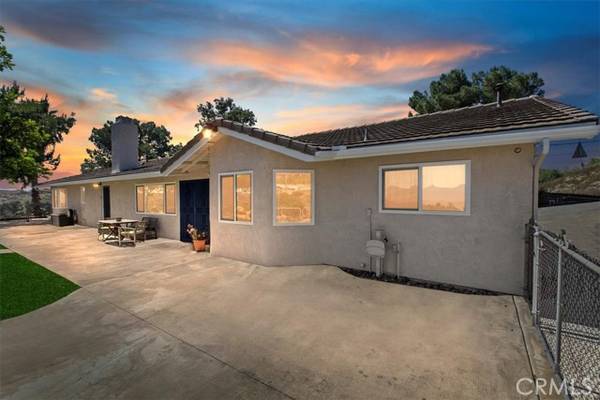 21208 Via Liago, Lake Mathews, CA 92570