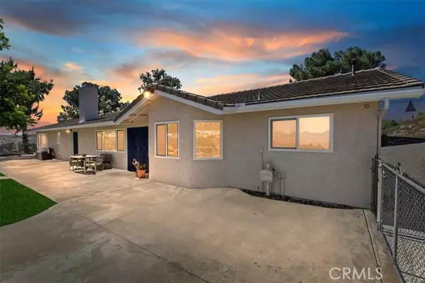 21208 Via Liago, Lake Mathews, CA 92570