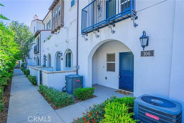 Downey, CA 90241,8134 3rd Street #106