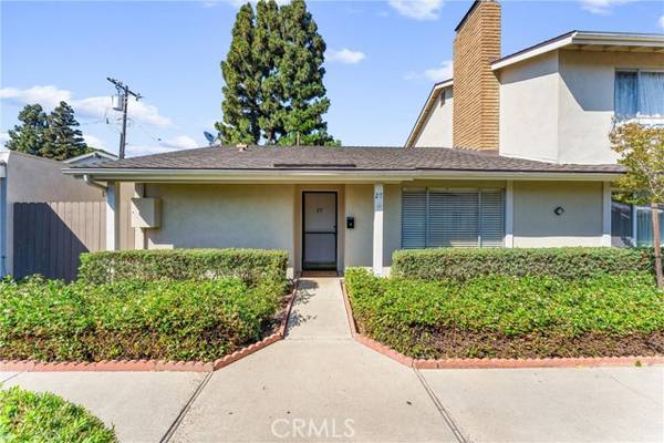 Tustin, CA 92780,12700 Newport Avenue #27