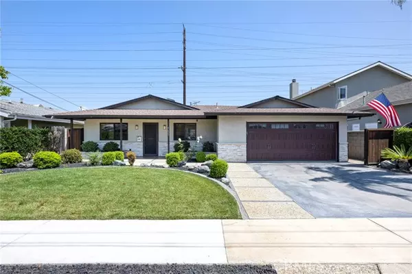 Huntington Beach, CA 92646,9621 Flounder Drive