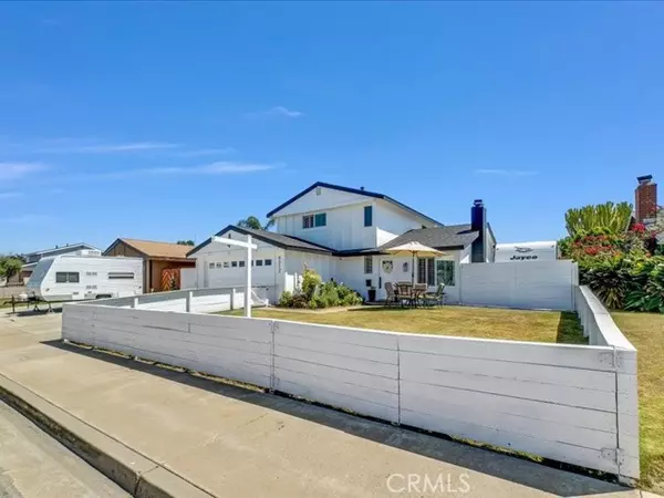 Huntington Beach, CA 92646,9312 Westcliff Drive