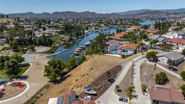 Canyon Lake, CA 92587,22036 San Joaquin Drive W