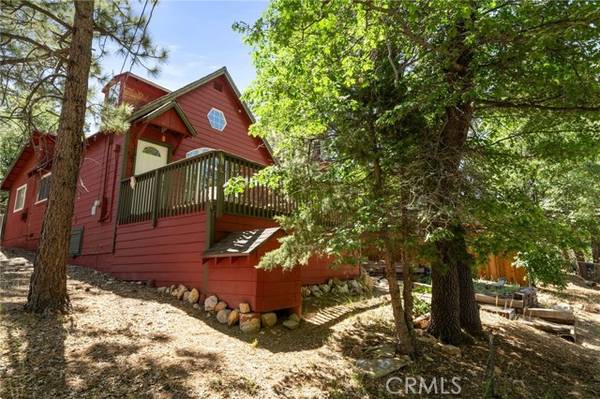 817 Kern Avenue, Sugarloaf, CA 92386