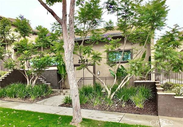 2254 Gaviota Avenue #31, Signal Hill, CA 90755