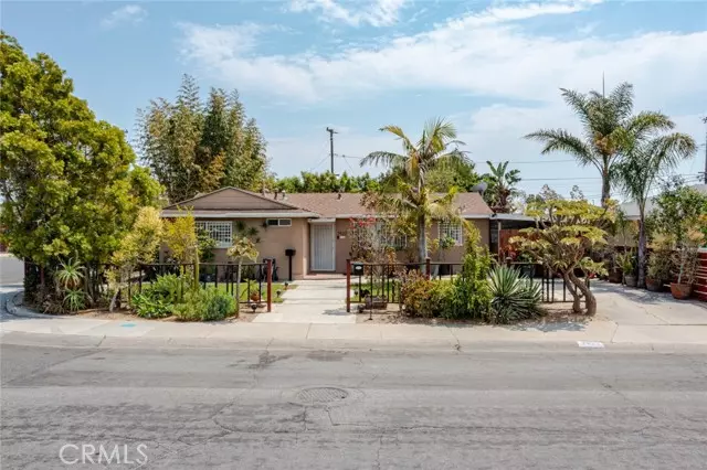 7922 Santa Barbara Avenue, Stanton, CA 90680