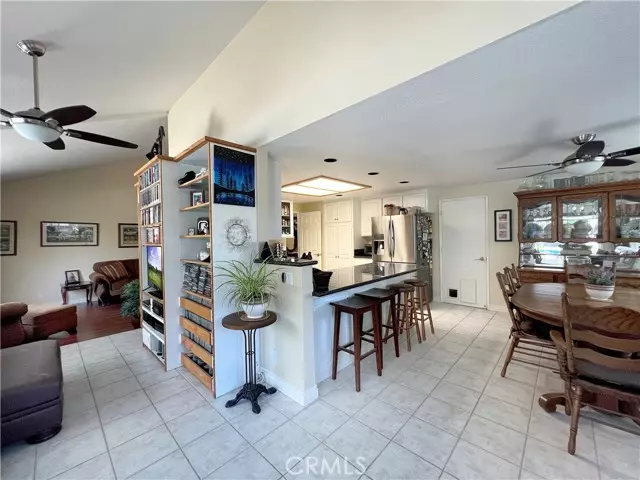 Yorba Linda, CA 92886,18061 Mark Lane