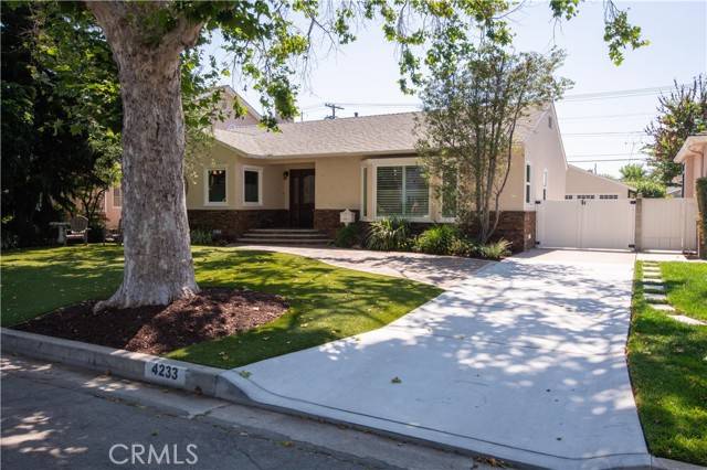 4233 HEATHER Road, Long Beach, CA 90808