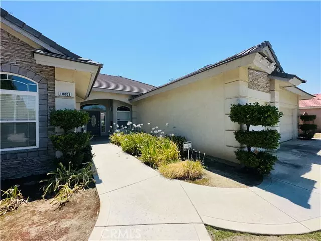 10003 Mountaingate Lane, Bakersfield, CA 93311