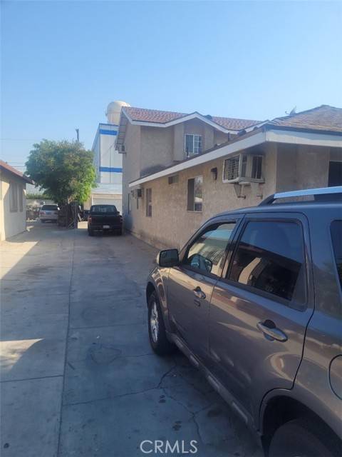2152 Zoe Avenue, Huntington Park, CA 90255