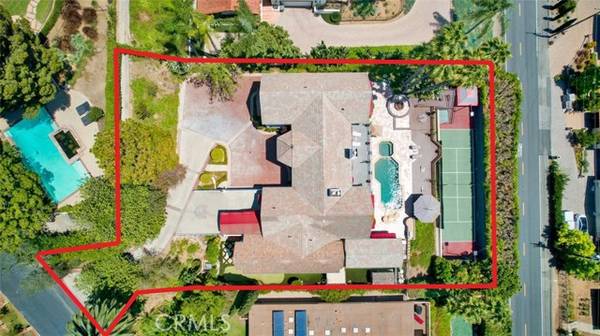 1532 Kensing Lane, North Tustin, CA 92705