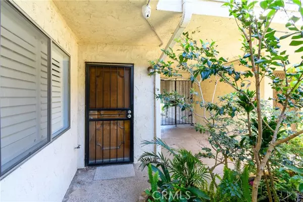 Long Beach, CA 90814,360 Gladys Avenue #1