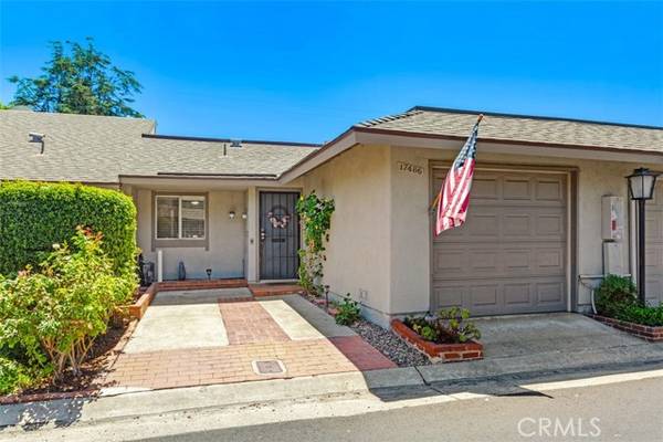 17486 Via Calma #45, Tustin, CA 92780