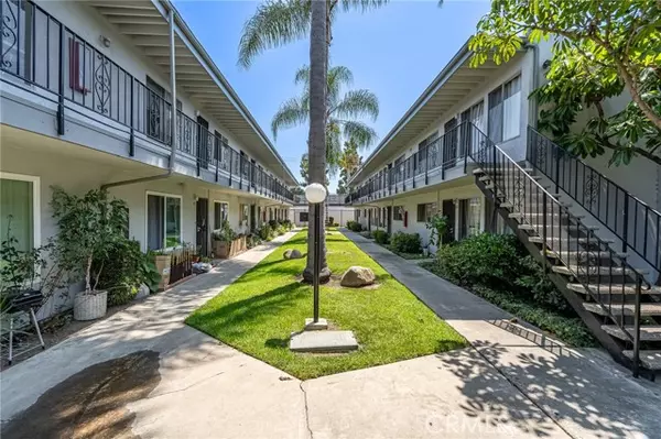 Long Beach, CA 90805,5500 Ackerfield Avenue #317