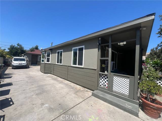 226 N Bewley Street, Santa Ana, CA 92703