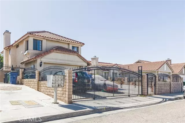 Palmdale, CA 93550,37643 Barrinson Street