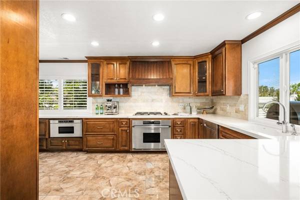 North Tustin, CA 92705,10672 Equestrian Drive