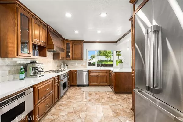 North Tustin, CA 92705,10672 Equestrian Drive