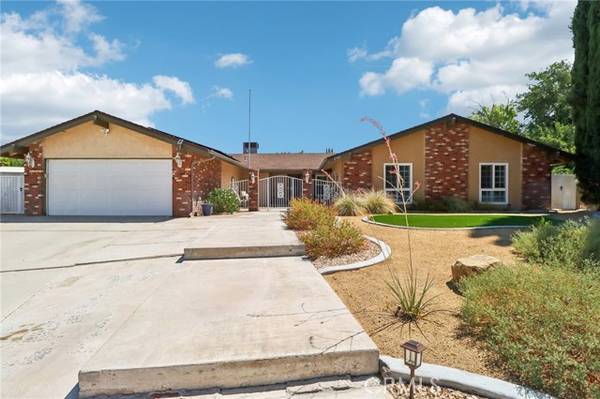 2701 Safe Circle, Lancaster, CA 93536