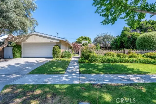 Los Alamitos, CA 90720,3341 Rossmoor Way