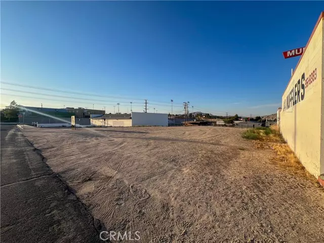 16642 Tracy, Victorville, CA 92395