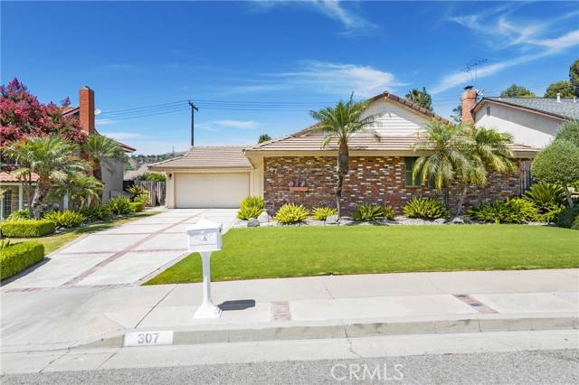 307 Blossom Place, Brea, CA 92821