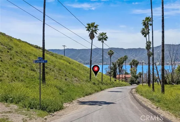 Lake Elsinore, CA 92530,0 Cowell