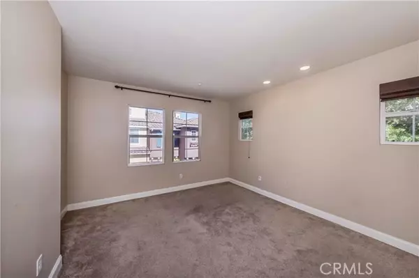 Irvine, CA 92620,200 Timberwood #20