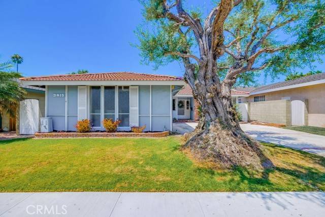 3415 Julian Ave, Long Beach, CA 90808