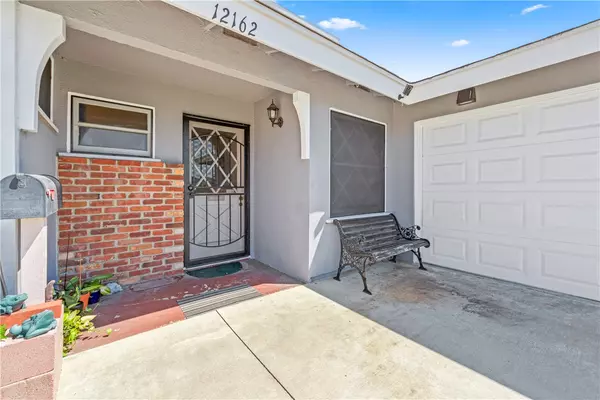 12162 Topaz Circle, Garden Grove, CA 92845