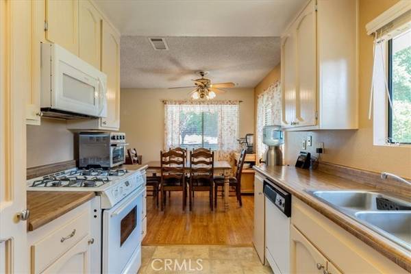 Paso Robles, CA 93446,113 Flag Way #A