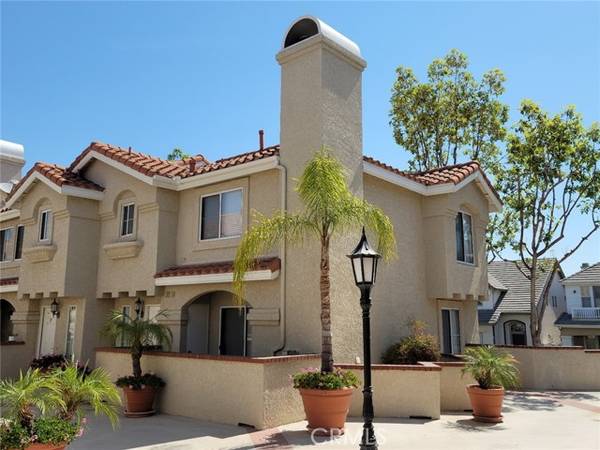 201 Laurel Avenue #17, Brea, CA 92821