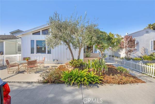 313 14th Street, Seal Beach, CA 90740