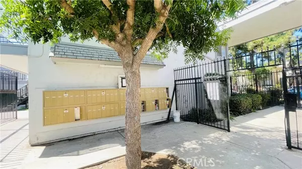 Long Beach, CA 90805,5500 Ackerfield Avenue #410