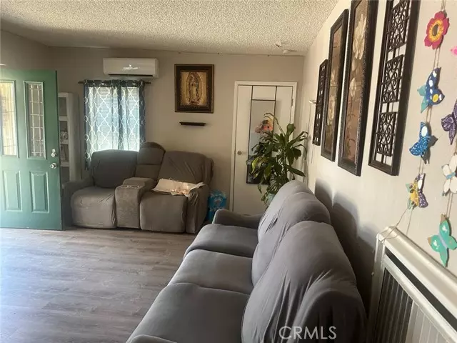 Colton, CA 92324,1605 Jantzen