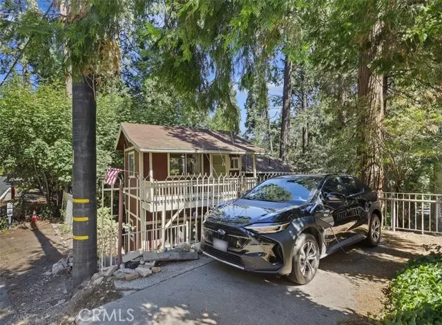 735 Ca-138, Crestline, CA 92325