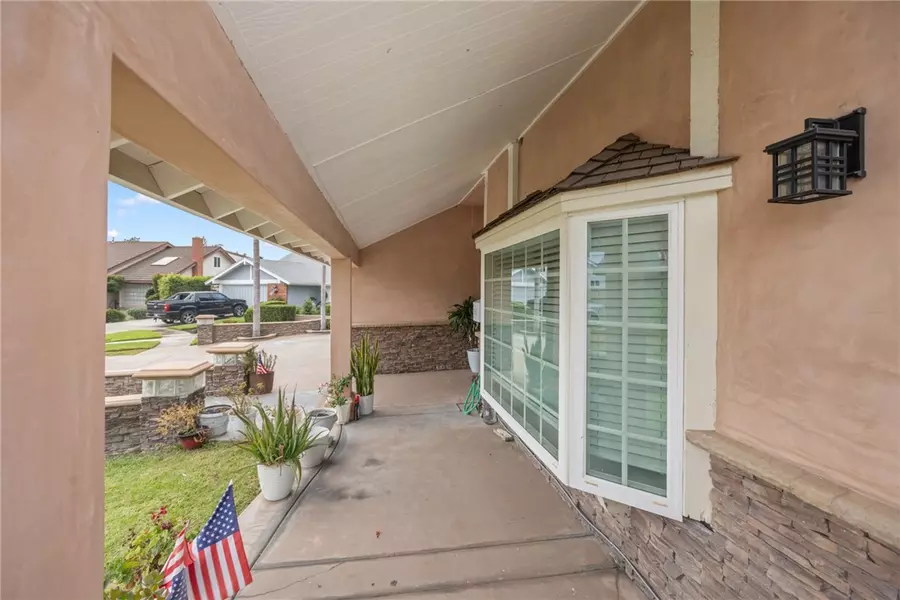 2615 E Dutch Avenue, Anaheim, CA 92806