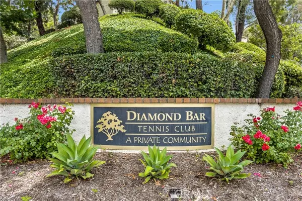 Diamond Bar, CA 91765,22852 Hilton Head Drive #164