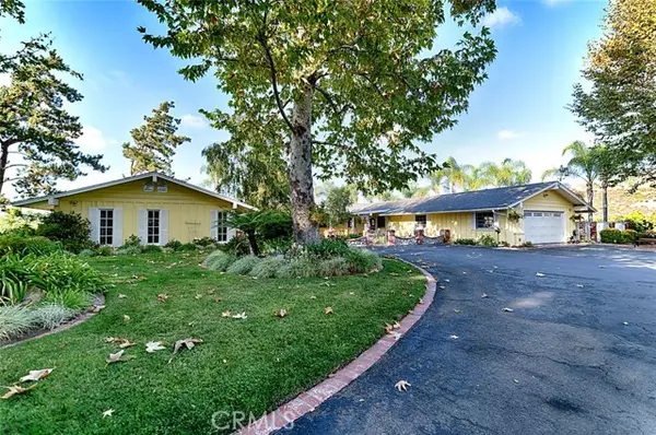 1517 Macadamia Drive, Fallbrook, CA 92028