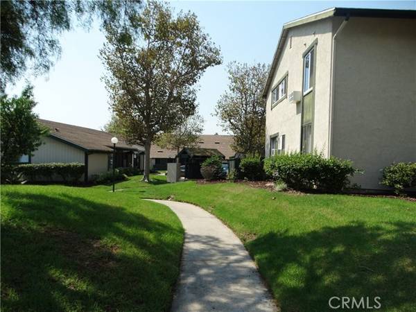 23236 Orange Avenue #5, Lake Forest, CA 92630