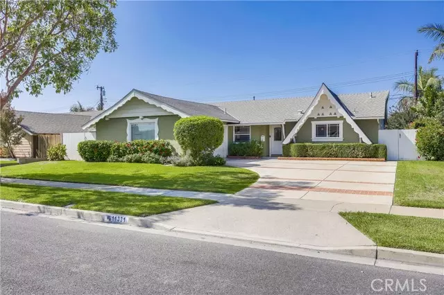 11331 Reagan Street, Los Alamitos, CA 90720