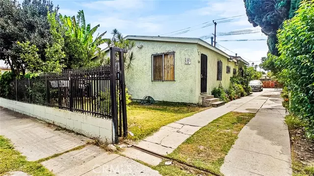 606 W 78th Street, Los Angeles, CA 90044