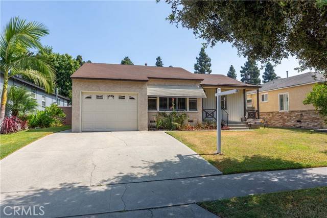 5212 Fidler Ave., Lakewood, CA 90712