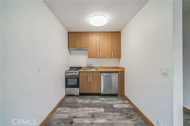 Oakland, CA 94610,455 Crescent Street #313