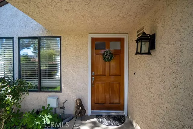 Simi Valley, CA 93063,2252 Oakdale Circle