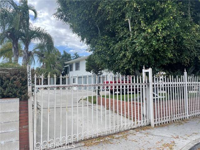Anaheim, CA 92802,12262 Orangewood Avenue